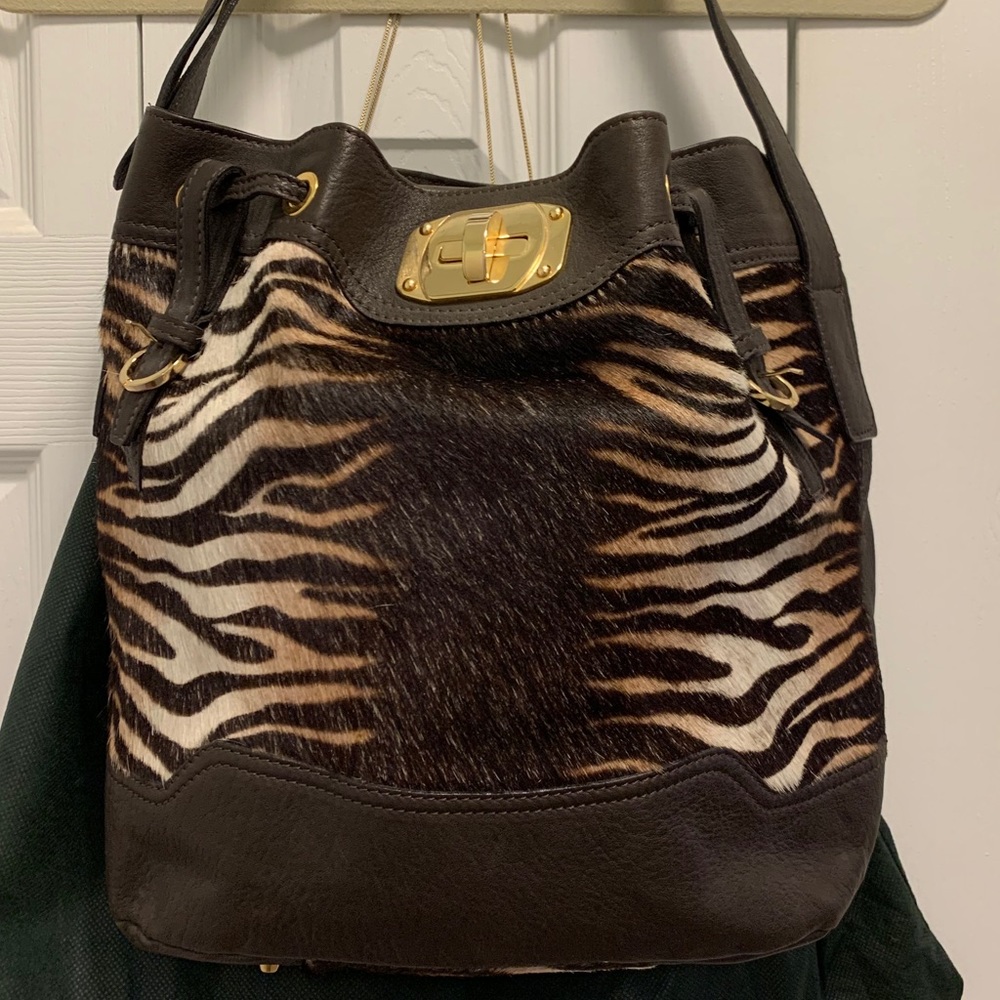 Gorgeous Paolo Masi bucket bag